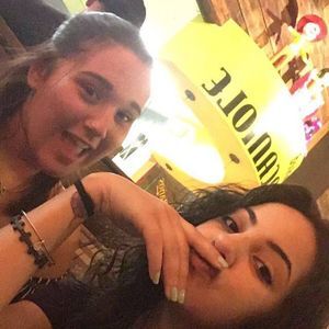 Meet your Posher, Adiene